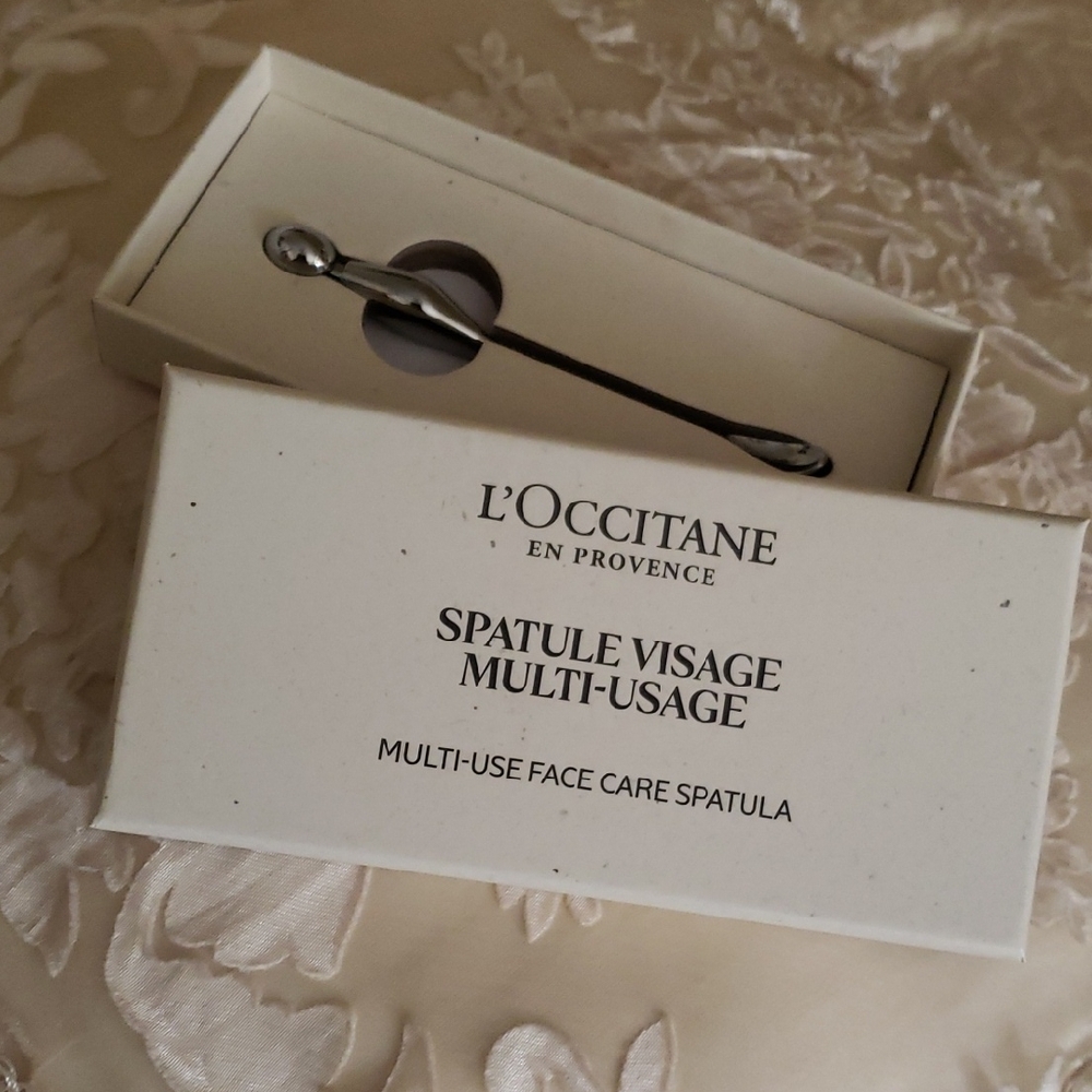 NWT, L'OCCITANE Spatule Visage, Multi Usage